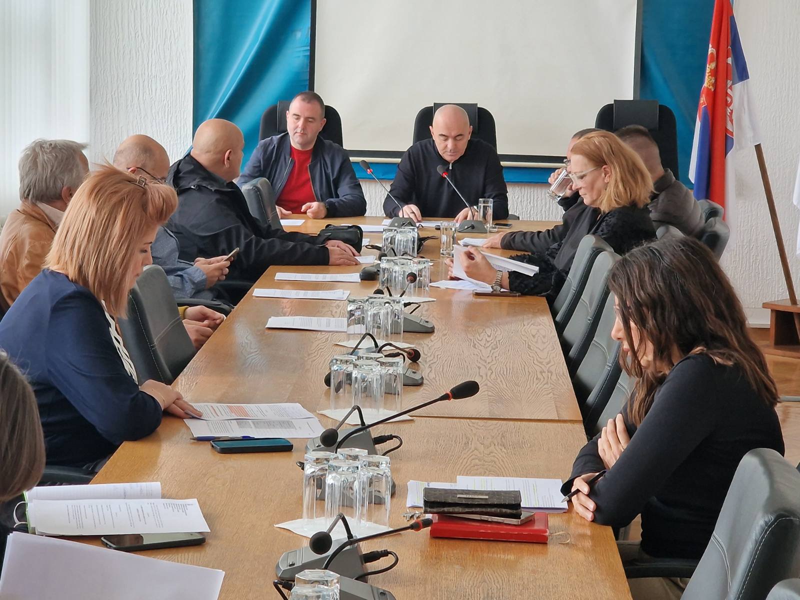 Илустрација седнице Општинског већа